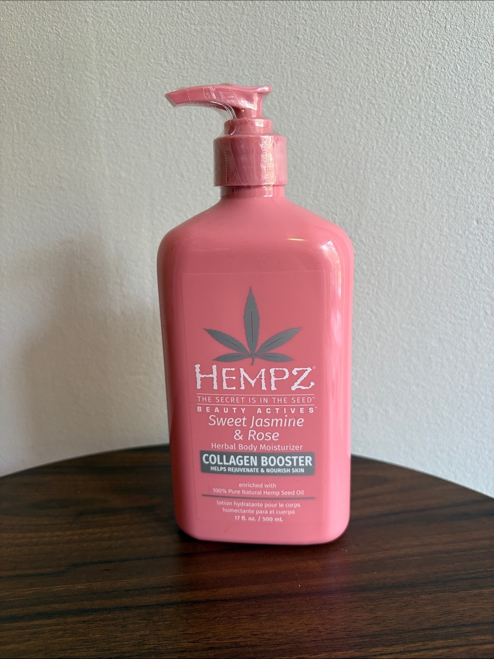 Hempz Sweet Jasmine & Rose Collagen Booster Moisturizer - Pink
